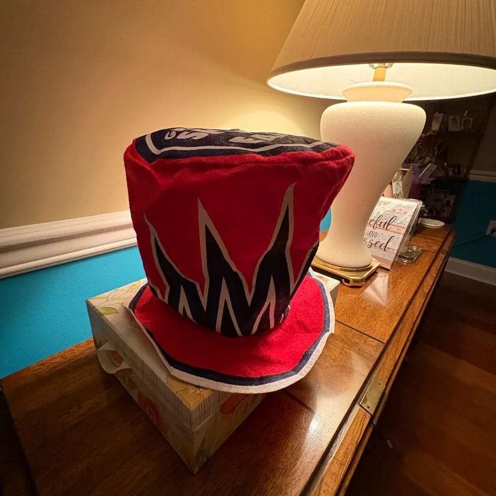 🆕 Ringling Bros. Barnum Bailey Circus Top Hat “Greatest Show on Earth” NWT
